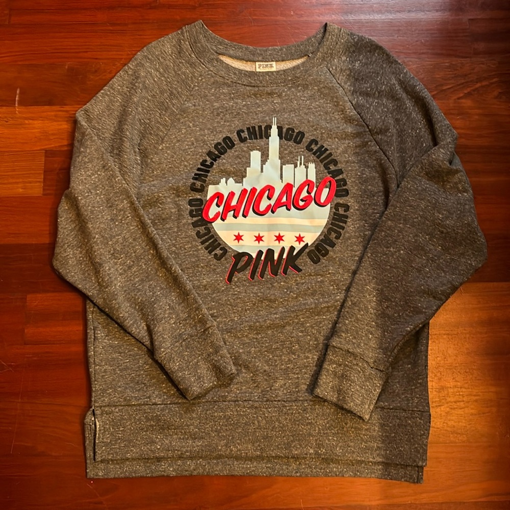 PINK Chicago crewneck